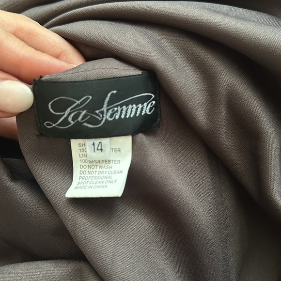 La Femme Ruched Twist Column Gown size 14 - Picture 5 of 9